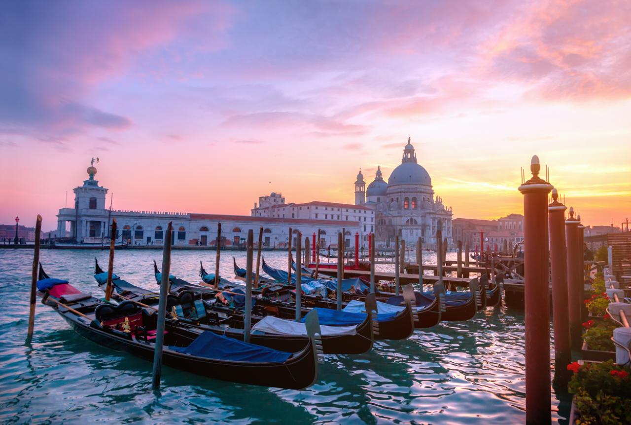 Lessons from the Merchants of Venice Lessons from the Merchants of Venice